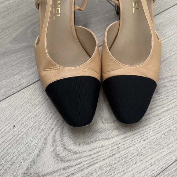 CHANEL Beige and Black Slingback Heels - Picture 3 of 8